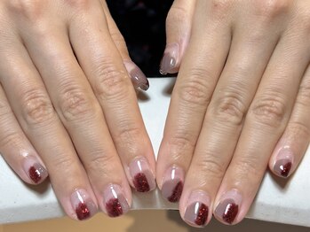 塗りかけネイル