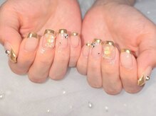 ネイルバイピヌ(nail by pinu)/ミラーフレンチ