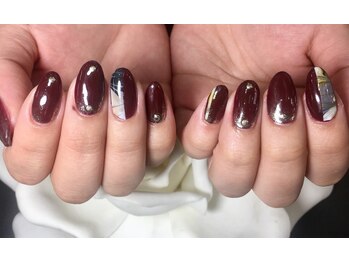 ネイルサロン ビビ(bibi)/シックな大人デザイン