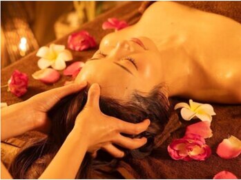 モモ 新宿店(MO_MO_)の写真/頭の疲れを解消!極上のヘッドスパで頭のツボを刺激して血行促進!目の周り・頭の重さ・首肩のコリにも◎