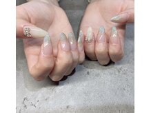 エム(em)/ユニコーンネイル