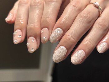 クワイ(Qui)の写真/シンプルデザインもお任せ下さい☆ワンカラー/カラグラ/フレンチネイルなど爪を綺麗に魅せるデザインも◎