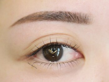 geNe 'n GRUS(ジーン アンド グルス)/上下まつ毛パーマ+美眉ケア