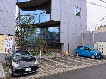 なご夢 上桂上野橋店/お店入口から北側の駐車場