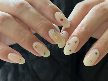 ロエミー(Loemy)/ビジューネイル