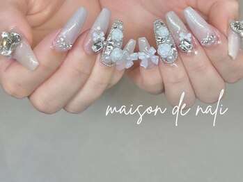 メゾン ド ナリ(maison de NALI)の写真/大人気韓国ネイルが定番メニューに★上品で大人かわいい【韓国ビジューつけ放題コース 】初回オフケア込◎