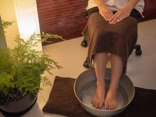 モアハンズ(moa hands)/施術風景(フットバス)