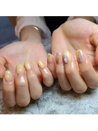 薄いイエローに透明感をプラス★