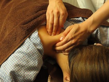 4時間の整体 トトノエル/肩の施術