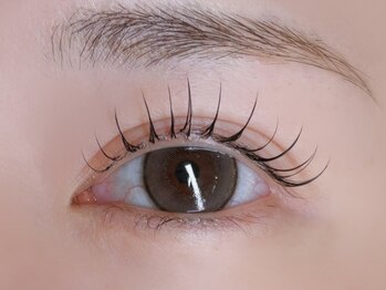 凛の写真/【まつげパーマ×マツエク】お得なクーポンあります◎まつげパーマ＆マツエク同時施術で理想の目元を実現！