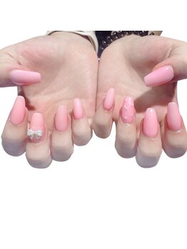 グローネイルズ(Glow Nails)/