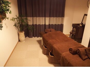 指縁の写真/完全個室で、あなただけのリラックスタイムをお楽しみください。経験豊富なセラピストによる心地よい施術♪