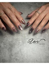 アンドットネイルズ(UN.nails)/メイン4本＋サブ2本