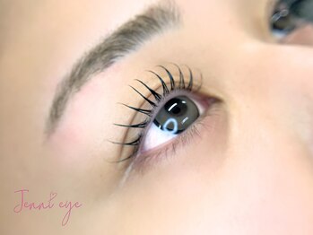 ジェニーアイ あべの店(Jennieye and)の写真/《目の形に合わせたデザイン》まつげパーマ/美眉スタイリングを熟練アイリストがなりたい目元を叶える♪