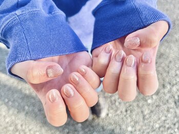 リタ ハマセン(LiTA. hamasen)の写真/【9:00～OPEN/完全個室】ワンカラー、ラメグラ、メンズの爪ケアもご用意◎