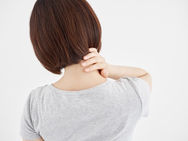 《強め施術が好きな方限定》足裏グイグイ肩凝り撃退！全身揉みほぐし40分2600