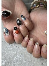 フラワーズネイル(flowers nail)/ゴテゴテ個性派ネイル