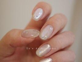 大人可愛いワンカラーネイル