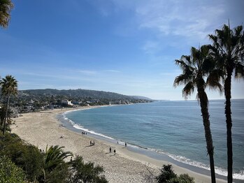 サロンラグナ(Salon Laguna)/Laguna Beach @California