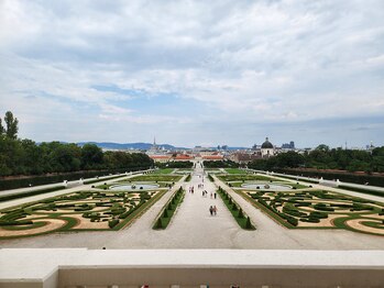 ユウキシキ(YUKISIKI)/YUKISIKI小顔矯正&美容鍼海外OFF