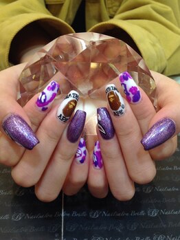 エスフィーネイルサロン ブリーユ(Esfy nailsalon Brille)/紫キラキラネイル