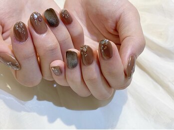 ネイルズ ララ(nails Lala)/マグネットジェル。