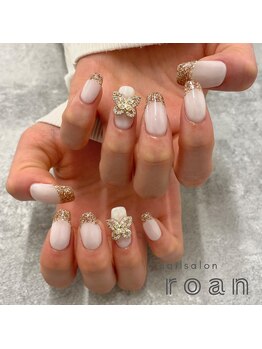 ロアンネイル(roan nail)/きらきらフレンチ