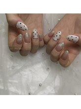 ビエル(Biel)/ドットネイル