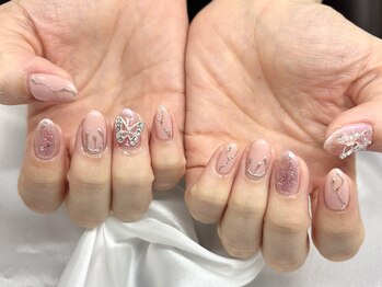 きらきら蝶々ネイル