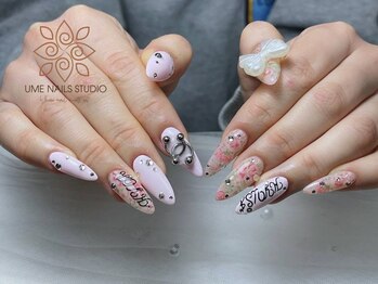 ウメネイルスタジオ(UME NAIL STUDIO)/長さだしやり放題×つけ放題