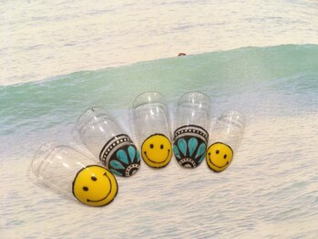 アイラッシュアンドネイル専門店 クラル(CURAR)/ニコちゃんネイル¥8980