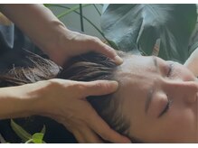 　全コース炭酸ヘッドスパ付き！