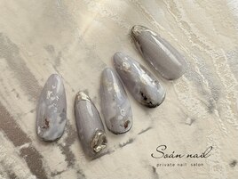 グレーブルーニュアンス