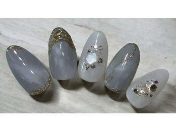 サロンドフェルメール/定額ハンド 8800円