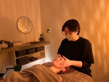オンビューティーバイコンベックス(On Beauty by convex)の写真/完全個室の上質空間で本格フェイシャル!プロの技術+超高濃度炭酸ケアで引き締まったフェイスラインへ