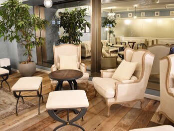 アクネビューティ(ACNE BEAUTY)/清潔感のある店内でゆっくり時間