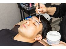 眉毛の匠/大人の落ち着きと凛々しさを纏う