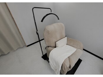 チョップヘアーイーブース(CHOP HAIR E BOOTH)の写真/《お好みに合わせたプラン選択》まつげ・眉毛の同時施術可能◎ラッシュリフト・マツエクの上下施術もOK♪