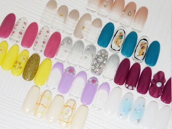 ネイルサロン エルフィン ル シエル(Nailsalon elfin Le ciel)の写真/定額アートオフ込＆色替えOK!ご新規様ハンド¥5500/フット￥6500!シンプル～華やかデザインまでサンプル有♪