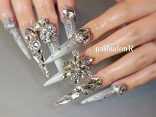 ネイルサロン アール(NAIL SALON R)の雰囲気（最速１時間で叶う夢のロングネイル♪指が細く美しく見える手元に）