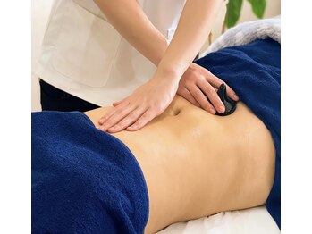 ティラ(Tira)/温熱効果抜群バザルトストーン