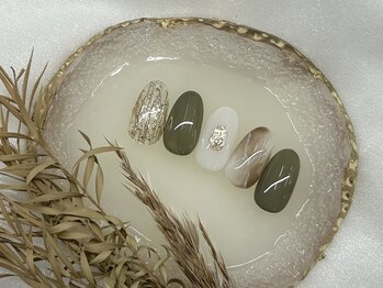 秋　ミラー　カーキ