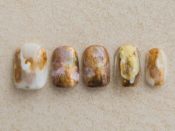 ルフトエーデ(LUFT Ode)/【Art 10】Gold×インクネイル