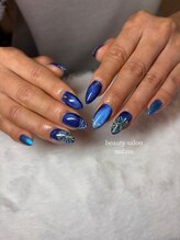 マーム(ma'am)/花火ネイル