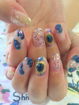 トータルサロン 白べぇーっ プラス/個性派さんネイル♪