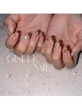 ジゼルネイル(Gisele Nail)/うるうるストーンネイル