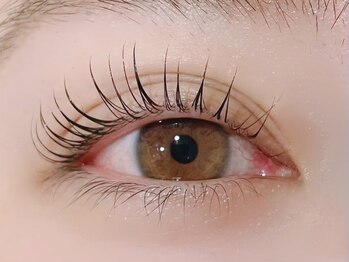 ハプム(HAPUM)の写真/【高クオリティ】まつ毛パーマで上品に抜け感♪ナチュラルでも存在感!!￥4,500～通いやすさ◎