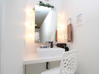 ココ グレース(COCO GRACE)/メイクブース