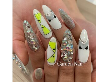 フェンディモチーフ