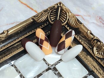 フローラ(flora)/選べる定額デザイン